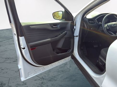 Used 2023 Ford Escape Active FWD image 26