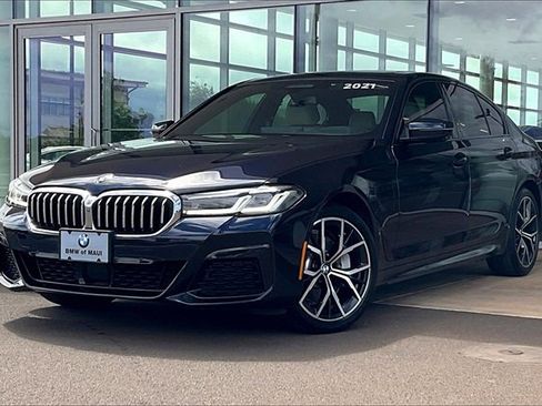 Used 2021 BMW 530e w/ M Sport Package image 1