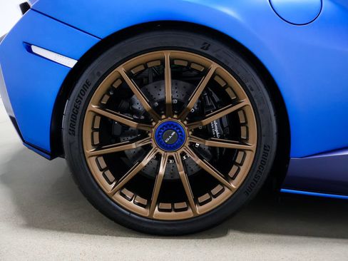 Used 2023 Lamborghini Huracan STO RWD image 40