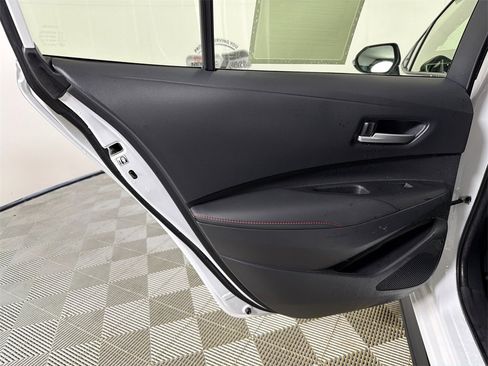 Used 2025 Toyota Corolla SE image 21