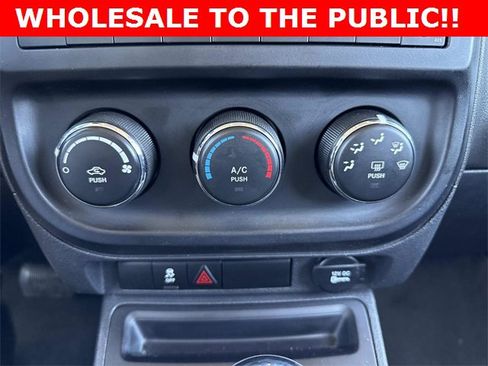 Used 2015 Jeep Patriot Sport image 25