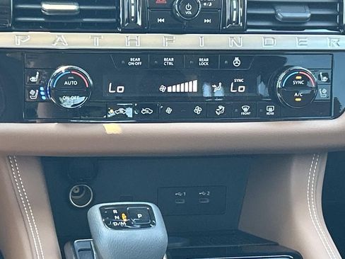 New 2026 Nissan Pathfinder Platinum w/ Lighting Package AWD/4WD image 26