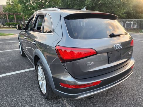 Used 2017 Audi Q5 2.0T Premium Plus w/ Technology Package AWD/4WD image 5