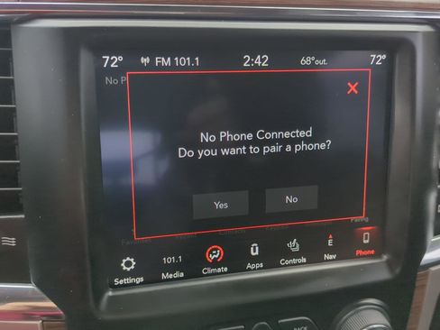 Used 2018 RAM 1500 Laramie w/ Convenience Group AWD/4WD image 20