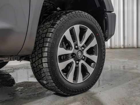 Used 2018 Toyota Tundra Limited AWD/4WD image 58