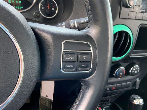 Used 2017 Jeep Wrangler Unlimited Sport w/ Connectivity Group AWD/4WD image 16