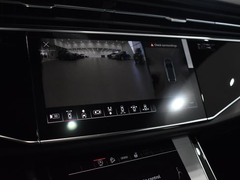 New 2026 Audi SQ7 Premium Plus image 22