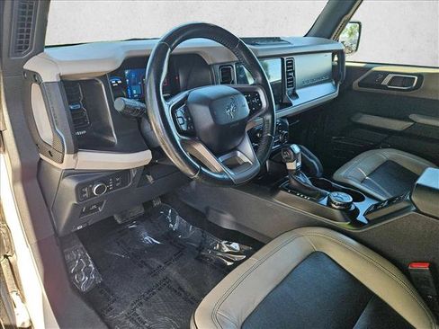 Used 2022 Ford Bronco Wildtrak AWD/4WD image 10