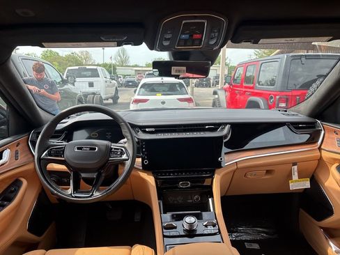 New 2026 Jeep Grand Cherokee L Summit image 5