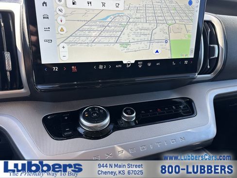 Used 2025 Ford Expedition Active image 19
