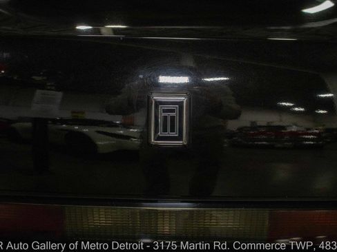 Used 1988 Oldsmobile Toronado Trofeo image 29