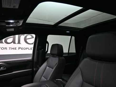 Used 2024 Chevrolet Tahoe RST w/ Luxury Package AWD/4WD image 17