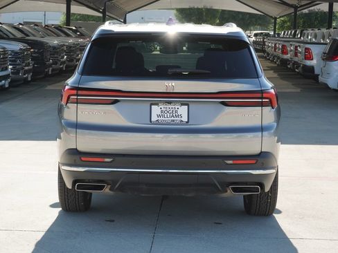 Used 2026 Buick Enclave Preferred FWD image 4
