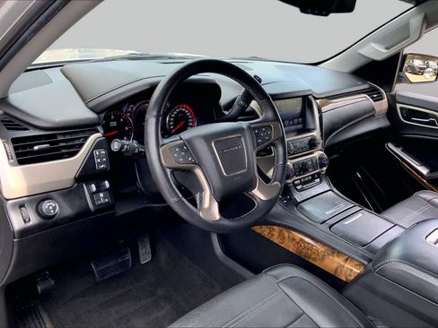 Used 2016 GMC Yukon XL Denali w/ Open Road Package RWD image 17