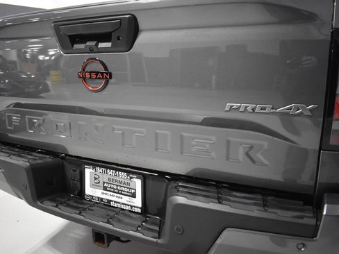 Certified 2023 Nissan Frontier PRO-4X w/ Technology Package AWD/4WD image 11