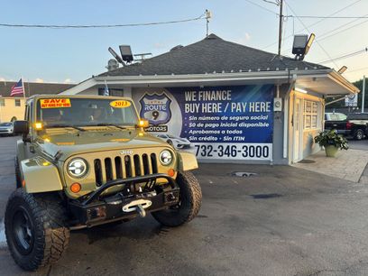 Used 2013 Jeep Wrangler Unlimited Rubicon w/ Connectivity Group
