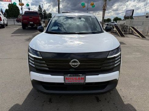 New 2026 Nissan Kicks S FWD image 2