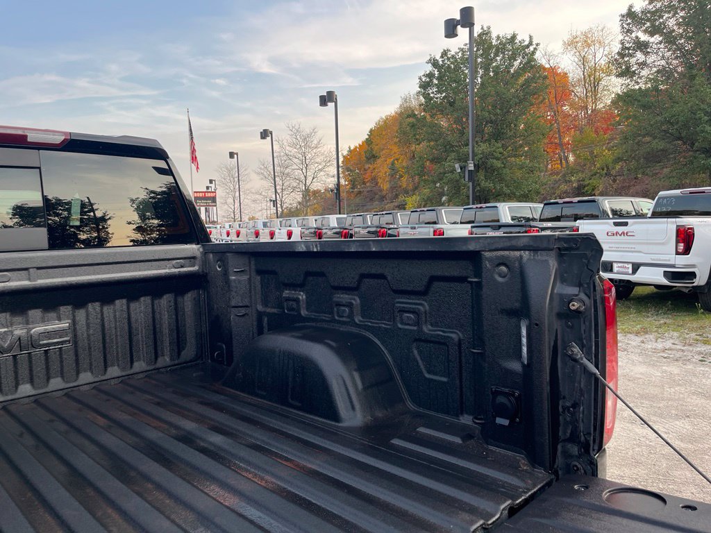 Used 2020 GMC Sierra 1500 SLE w/ SLE Value Package AWD/4WD image 11