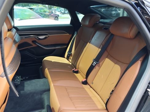 Used 2022 Audi A8 L 3.0T AWD/4WD image 33