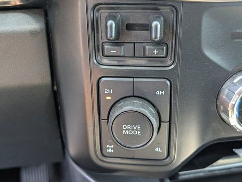 Used 2023 Ford F250 Lariat w/ Lariat Ultimate Package AWD/4WD image 35