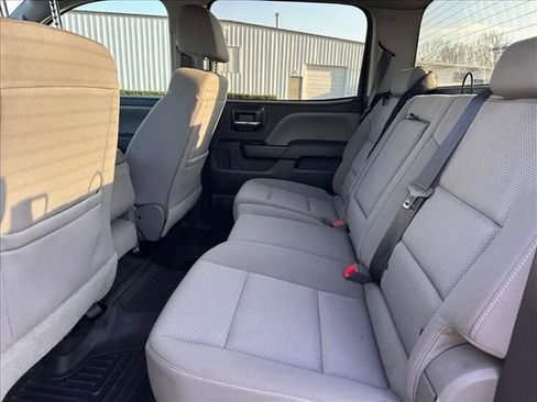 Used 2018 Chevrolet Silverado 1500 Custom w/ Custom Value Package image 15