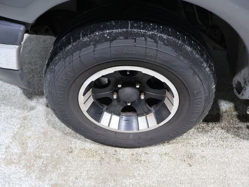 Used 2002 Ford F150 King Ranch image 9