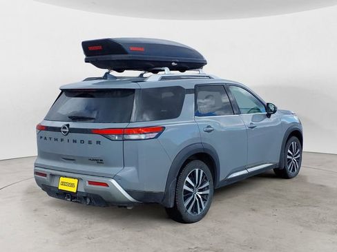 Used 2023 Nissan Pathfinder Platinum AWD/4WD image 5