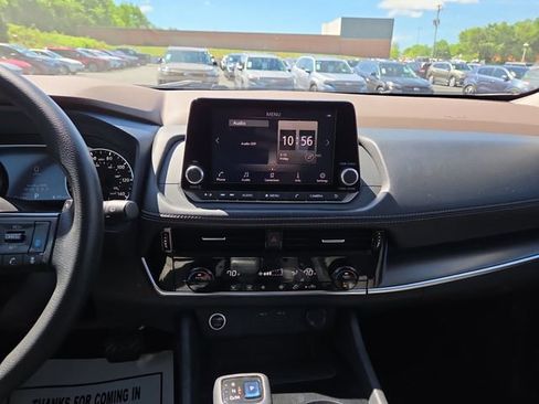 Used 2021 Nissan Rogue SV AWD/4WD image 11