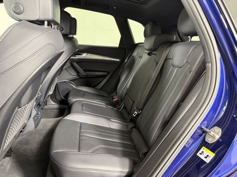 Certified 2025 Audi Q5 2.0T Premium image 21