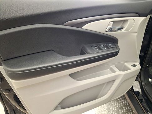 Used 2016 Honda Pilot EX-L image 10