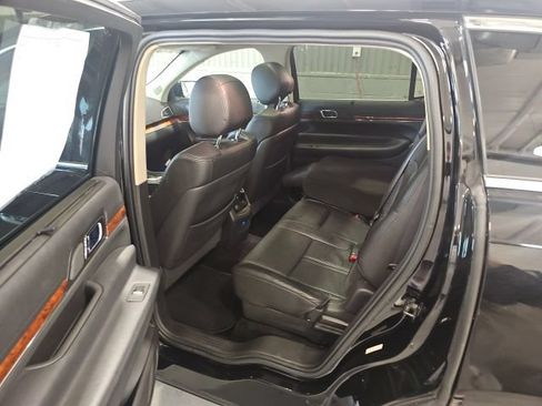 Used 2017 Lincoln MKT AWD w/ Technology Package image 19