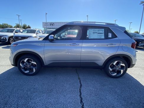 New 2026 Hyundai Venue SEL image 4