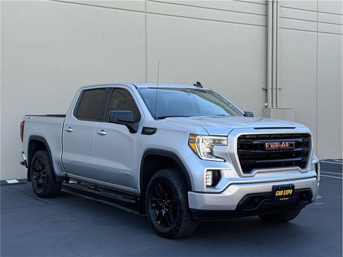 Used 2022 GMC Sierra 1500 Elevation w/ Preferred Package AWD/4WD image 2