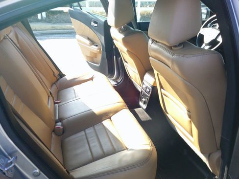 Used 2014 Dodge Charger R/T image 44