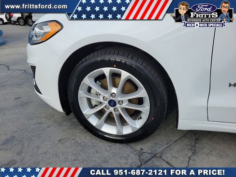 Certified 2019 Ford Fusion SE image 19