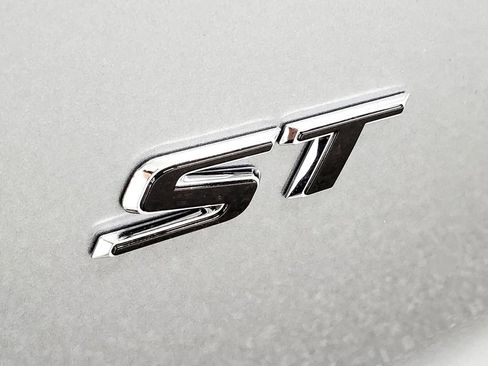 New 2026 Buick Enclave Sport Touring w/ Power Package image 27