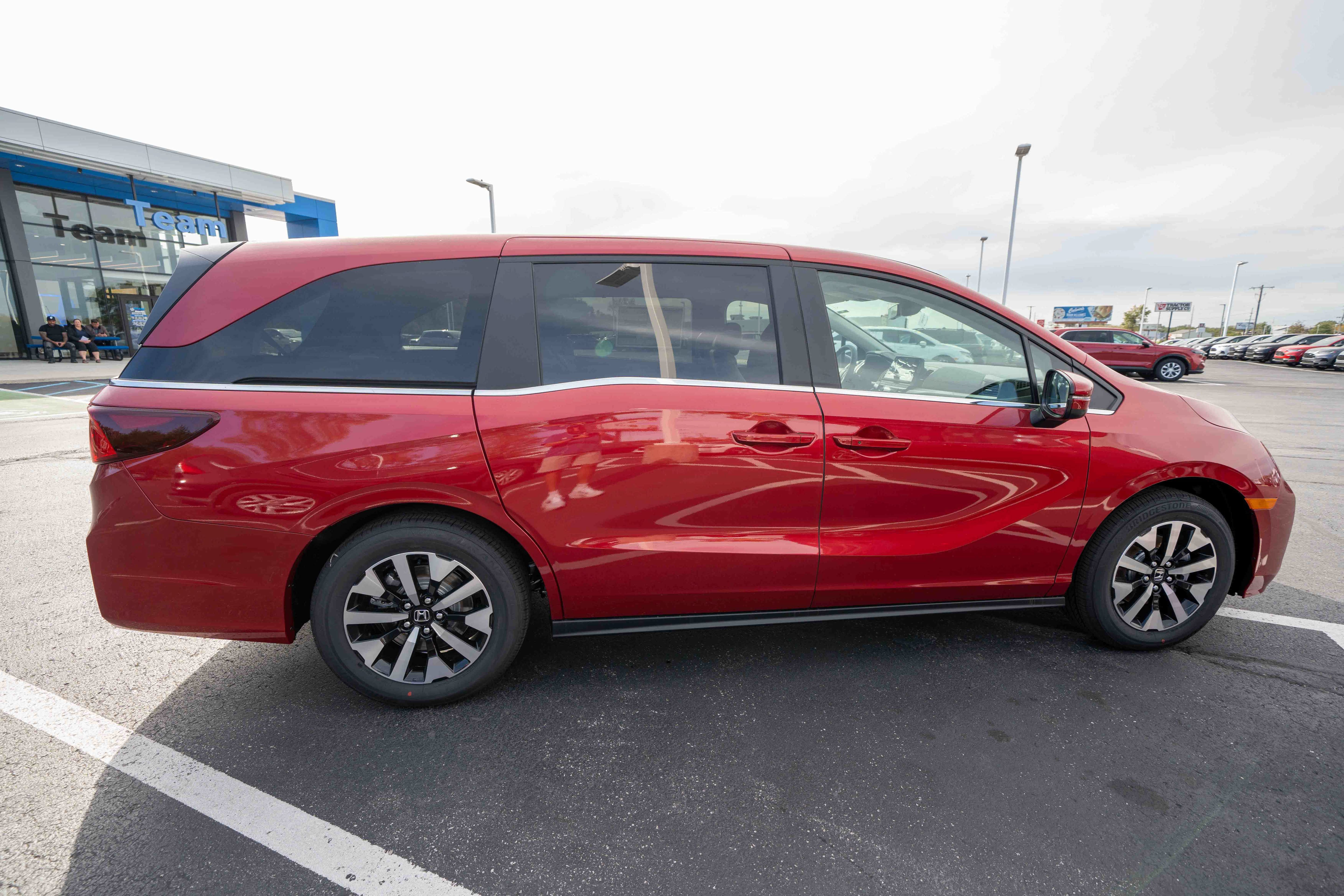 New 2027 Honda Odyssey EX-L image 6