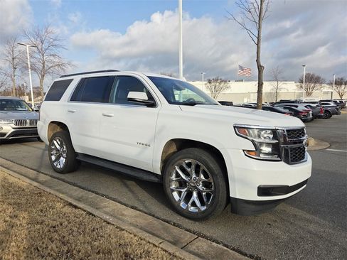 Used 2019 Chevrolet Tahoe LT image 3