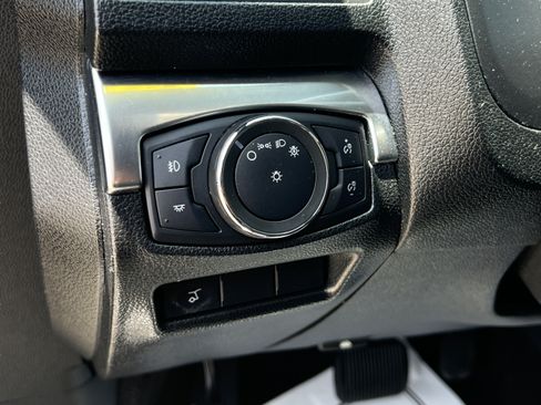 Used 2018 Ford Explorer Limited FWD image 14