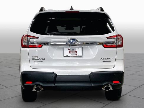 Used 2023 Subaru Ascent Limited w/ Technology Package AWD/4WD image 5