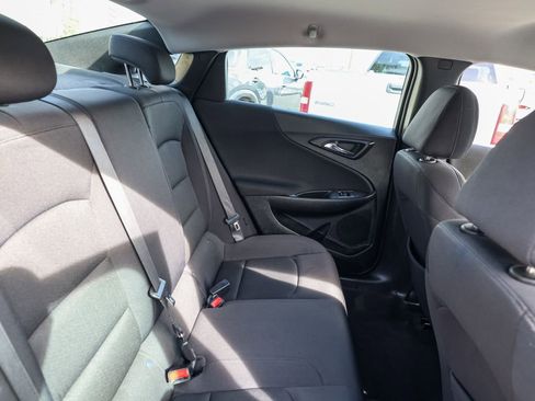 Used 2022 Chevrolet Malibu LS image 17