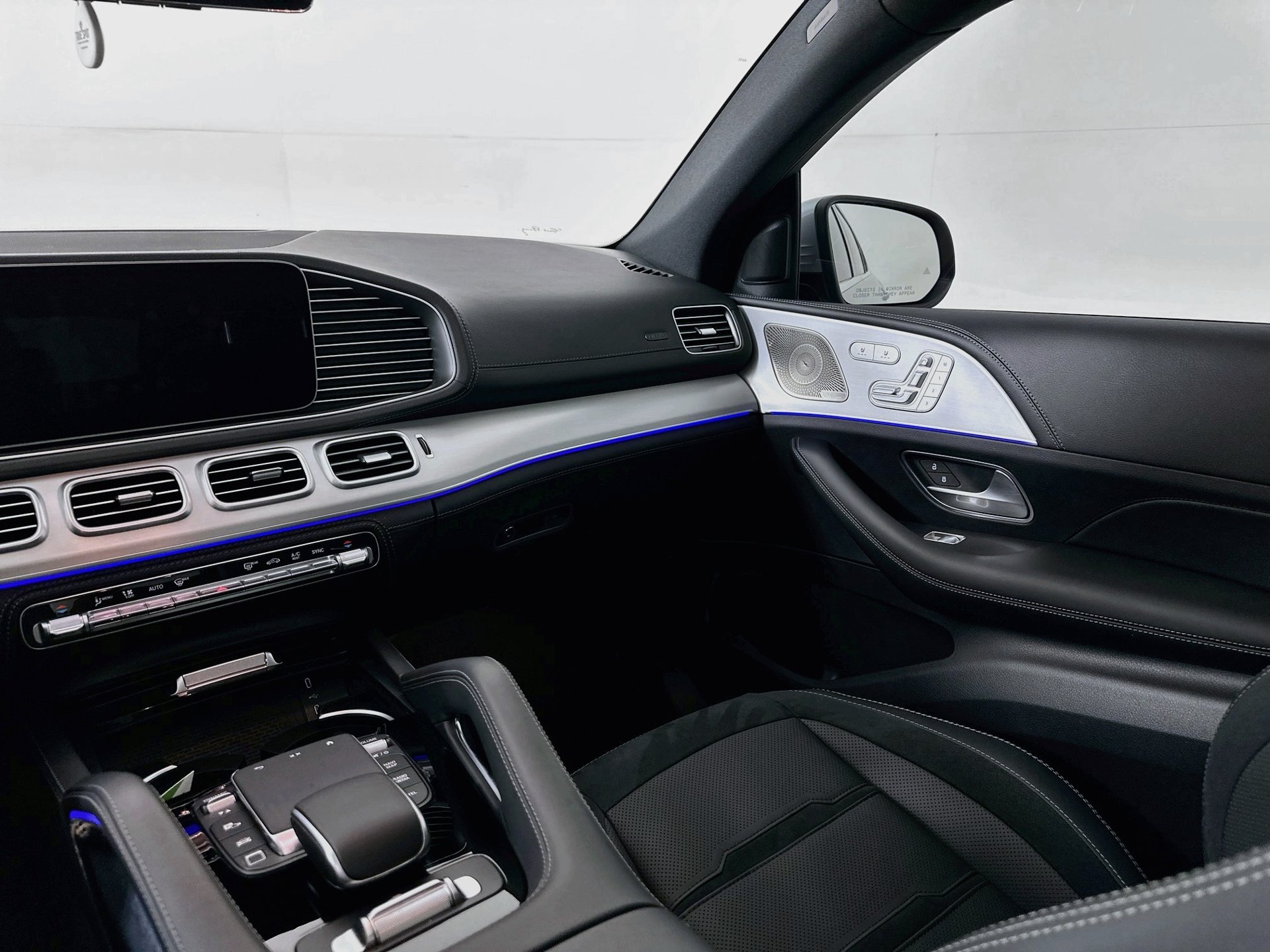 Certified 2026 Mercedes-Benz GLE 53 AMG 4MATIC Coupe image 26