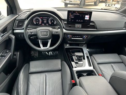 Used 2025 Audi Q5 2.0T Premium image 18