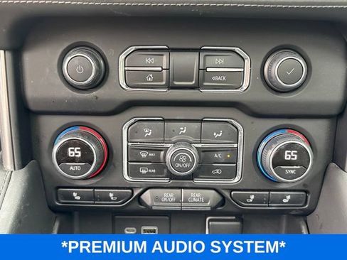 Used 2023 Chevrolet Tahoe Z71 AWD/4WD image 8