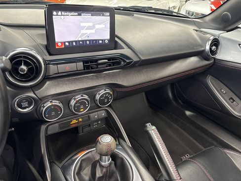 Used 2016 MAZDA MX-5 Miata Grand Touring image 52