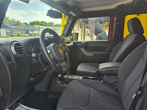 Used 2013 Jeep Wrangler Unlimited Sport AWD/4WD image 16