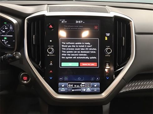 Used 2023 Subaru Ascent Premium w/ Convenience Package image 17