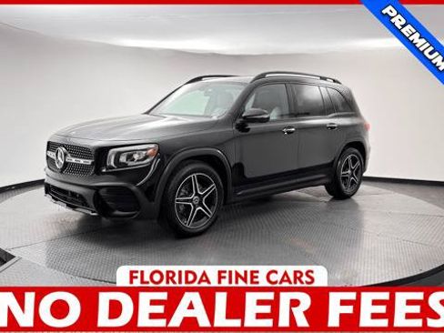 Used 2021 Mercedes-Benz GLB 250 4MATIC w/ AMG Line image 1