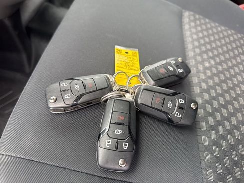 Used 2024 Ford Transit 250 Low Roof w/ Exterior Upgrade Package image 27