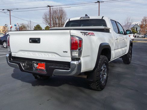 Used 2023 Toyota Tacoma TRD Off-Road image 8